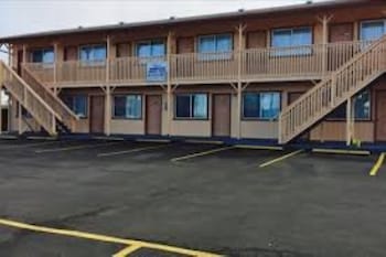 summer wind budget motel