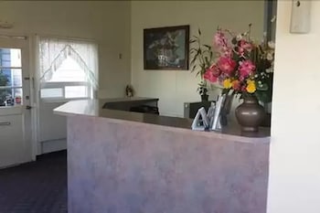 summer wind budget motel