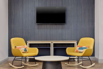 Spark By Hilton Newcomerstown,,3 star