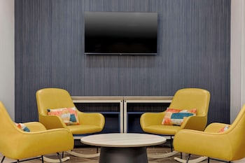 Spark By Hilton Newcomerstown,,3 star