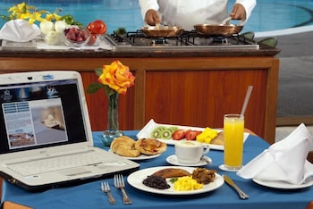 hotel cristina suites