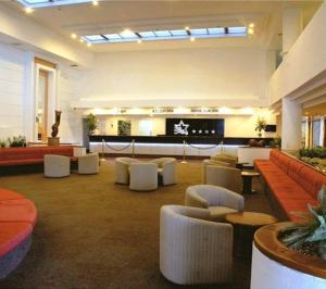 hotel cristina suites
