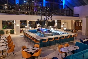 sheraton pittsburgh hotel at station square