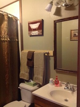 a hyde away inn bandb