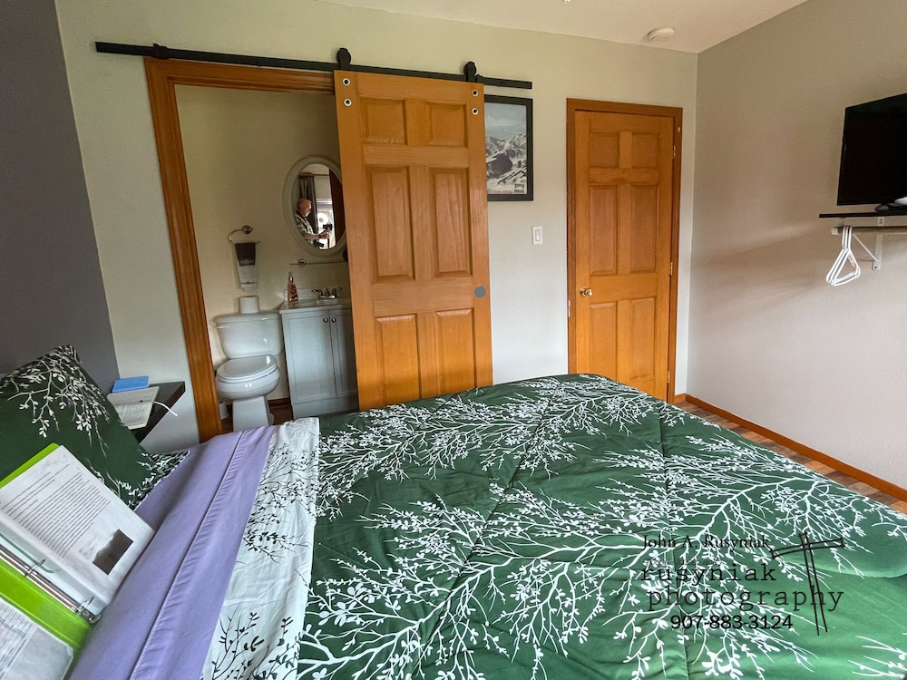 a hyde away inn bandb