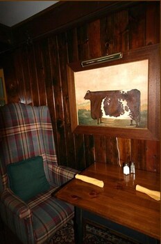 1896 House Country Inn & Motels,Near Sterling And Francine Clark Art Institute,3 star