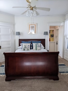 old powder house inn