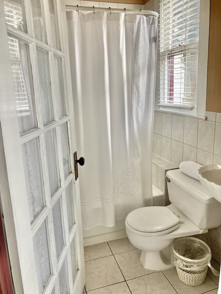 old powder house inn