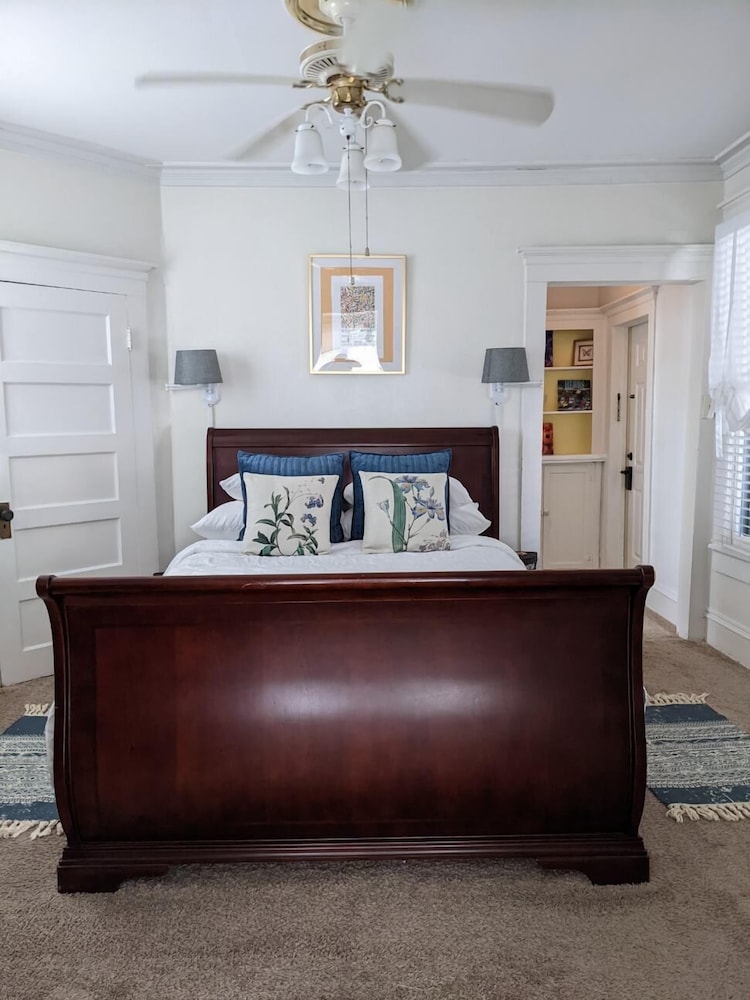 old powder house inn