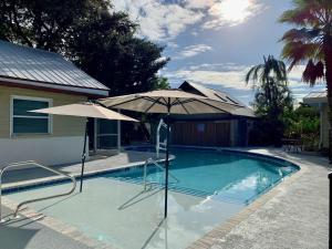 Siesta Heron Suites & Villas,,3.5 star