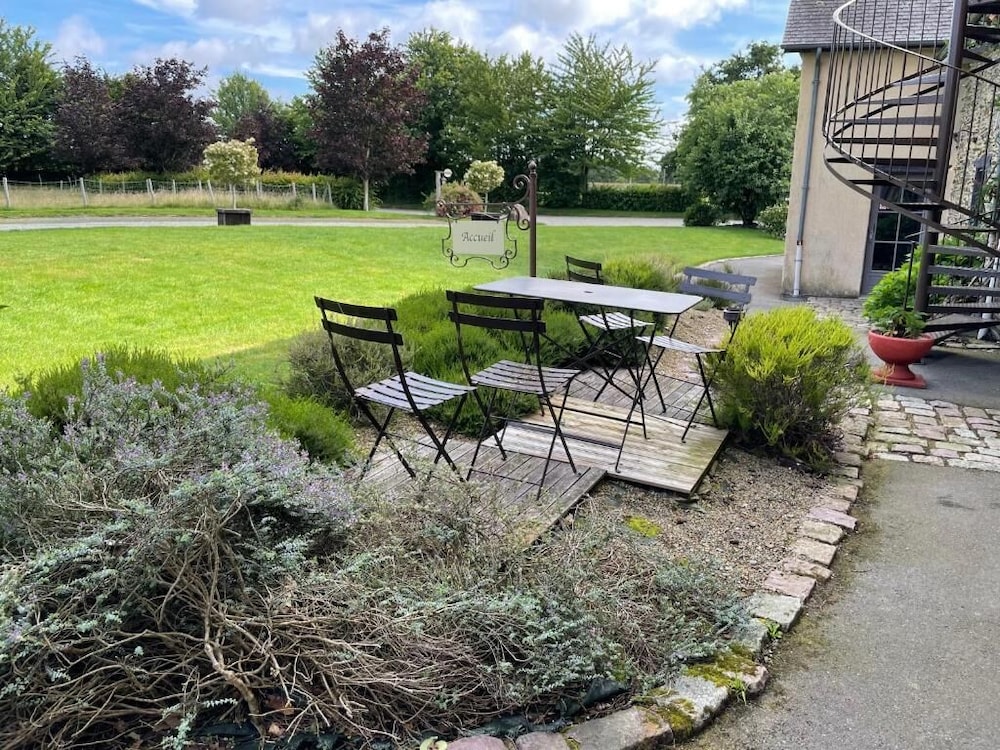 maison dhotes et gite au manoir de la haute pilais