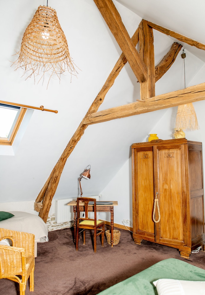 maison dhotes et gite au manoir de la haute pilais