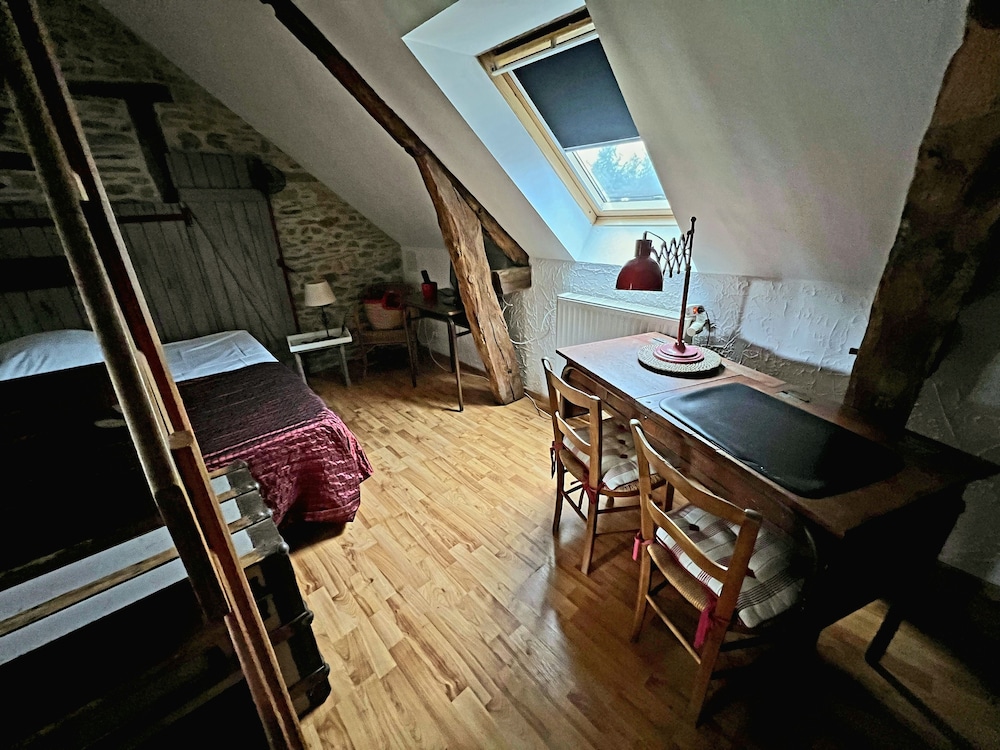 maison dhotes et gite au manoir de la haute pilais