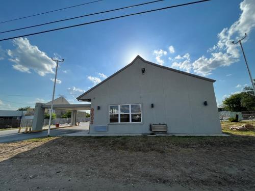 mid towne inn and suites