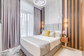 globalstay damac reva residences