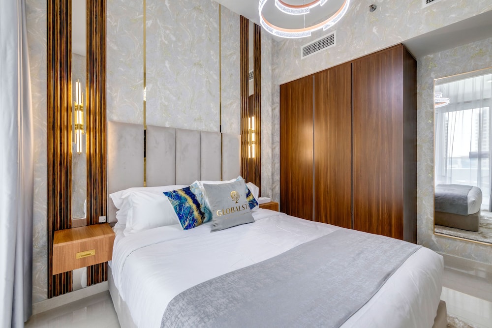 globalstay damac reva residences