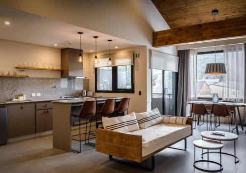 gluck patagonia aparts