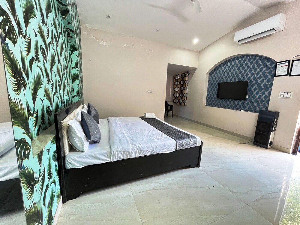 gobravo 2br lux villa wt pvt pool udapur