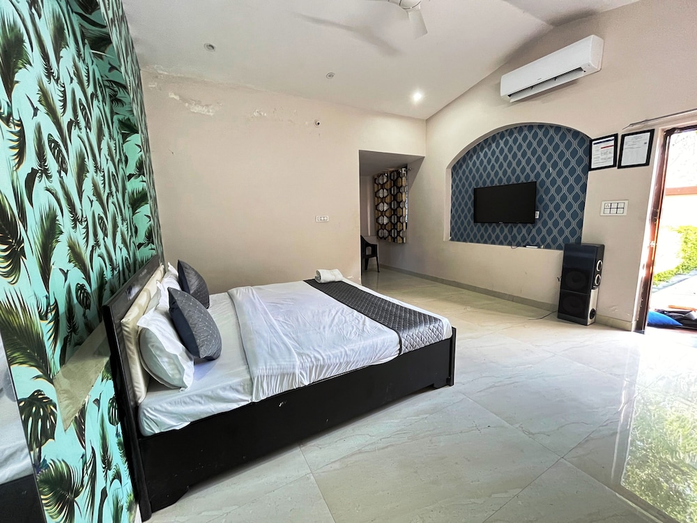 gobravo 2br lux villa wt pvt pool udapur