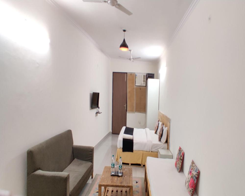 gobravo dev palace and studio apartments