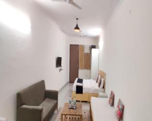 Gobravo Dev Palace & Studio Apartments,,2 star