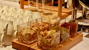 golden tulip shanghai hongqiao yankuang hotel