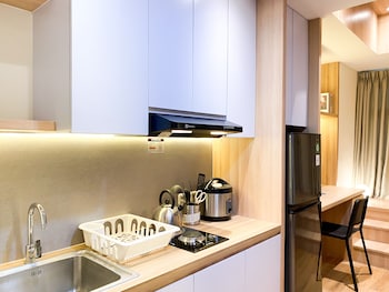 good and cozy studio at pollux chadstone apartment