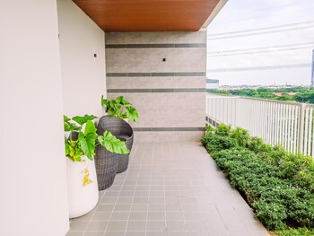 good and homey studio at pacific garden alam sutera apartment