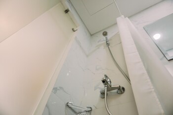 good and homey studio at pacific garden alam sutera apartment