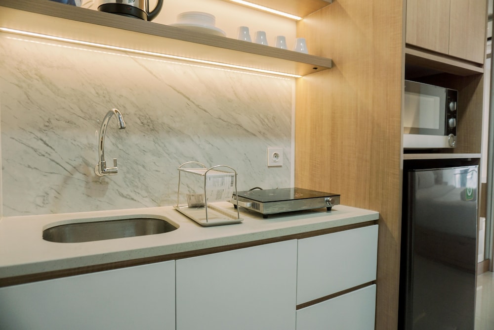 good and homey studio at pacific garden alam sutera apartment