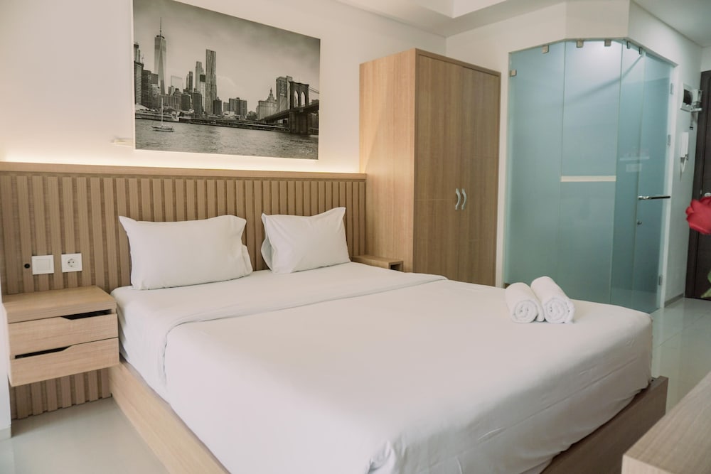 good and homey studio at pacific garden alam sutera apartment
