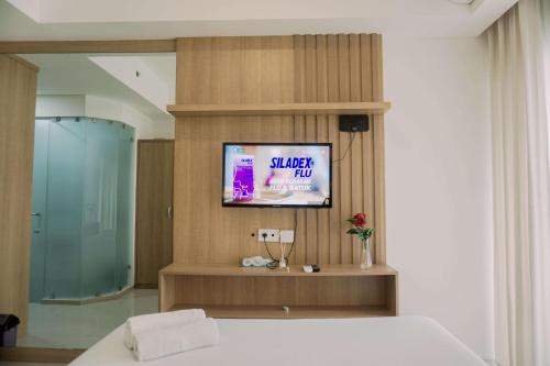 good and homey studio at pacific garden alam sutera apartment