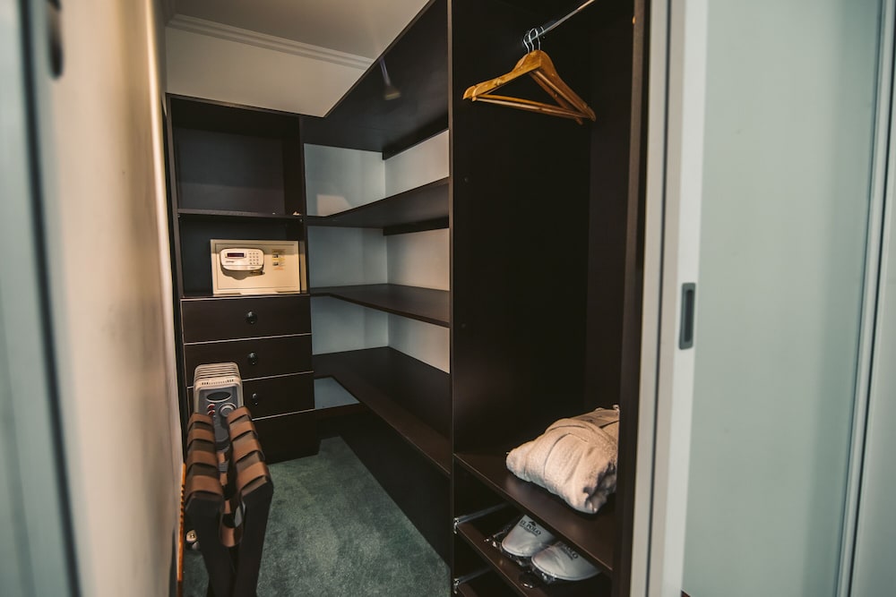 el polo apart hotel and suites