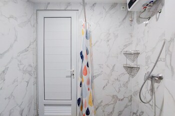 good deal and homey studio apartment anwa residence bintaro