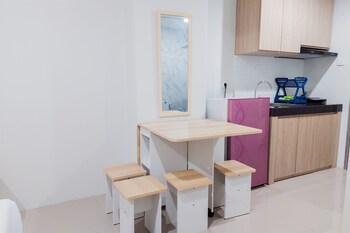 good deal and homey studio apartment anwa residence bintaro