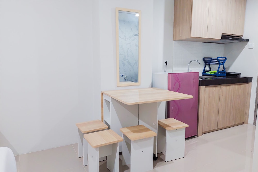 good deal and homey studio apartment anwa residence bintaro