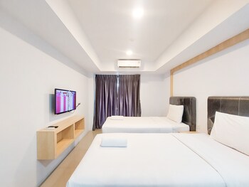 good deal and homey studio at de prima apartment