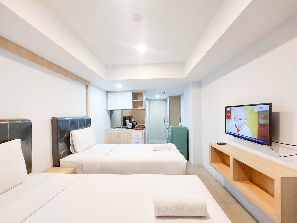 good deal and homey studio at de prima apartment