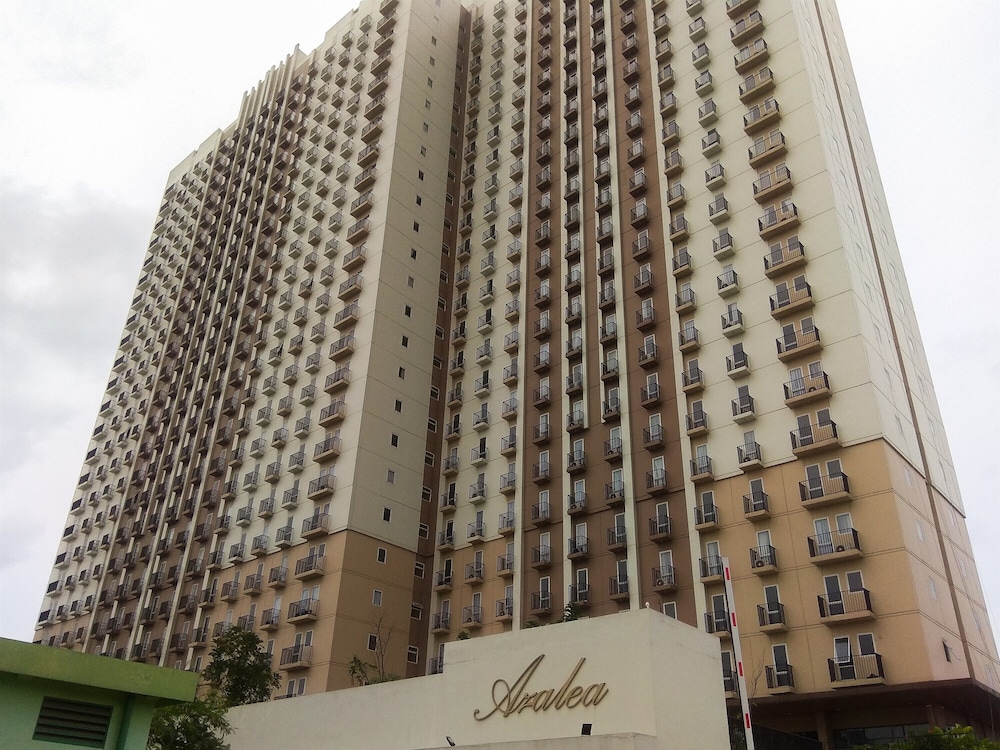 good deal and homey studio azalea suites apartment cikarang