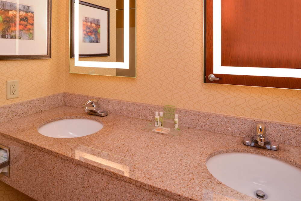 holiday inn poplar bluff by ihg