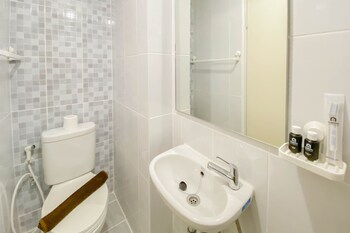 good price and homey studio at tokyo riverside pik 2 apartment