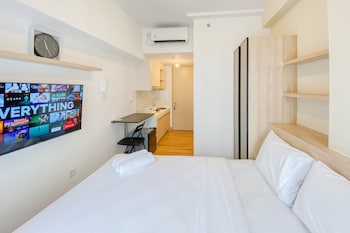 good price and homey studio at tokyo riverside pik 2 apartment