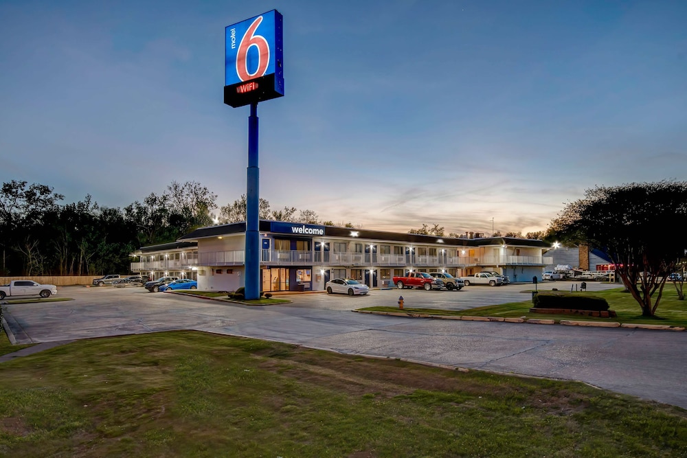 motel 6 port allen la baton rouge