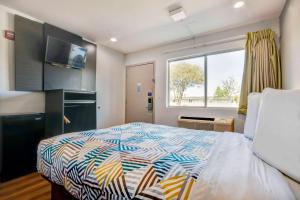 motel 6 port allen la baton rouge
