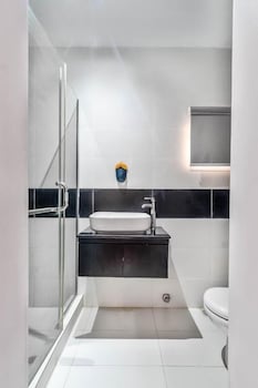 gorgeous shortlet apartment lekki