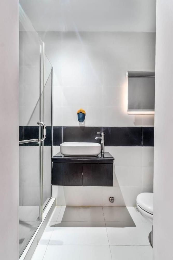 gorgeous shortlet apartment lekki