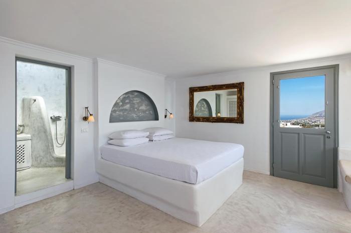 lava suites and lounge