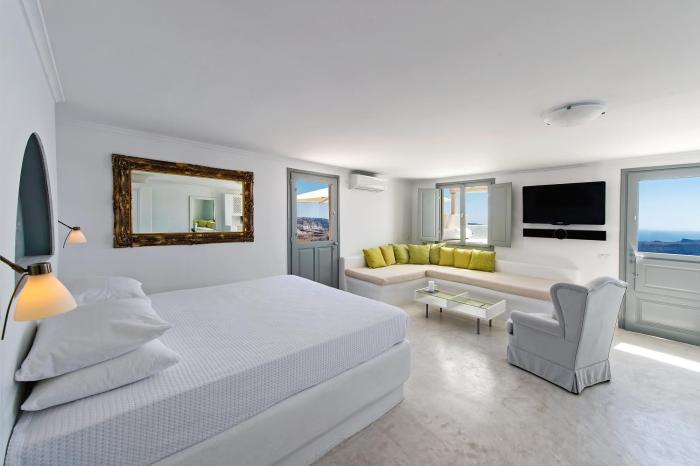 lava suites and lounge