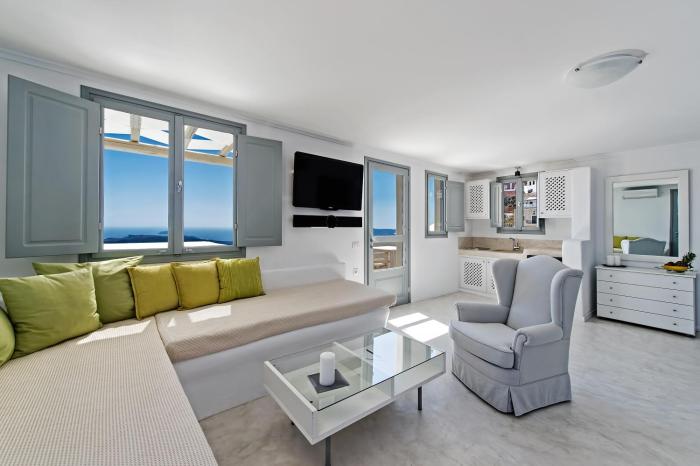 lava suites and lounge