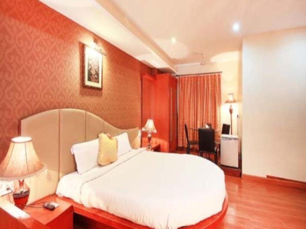 hotel grandeur